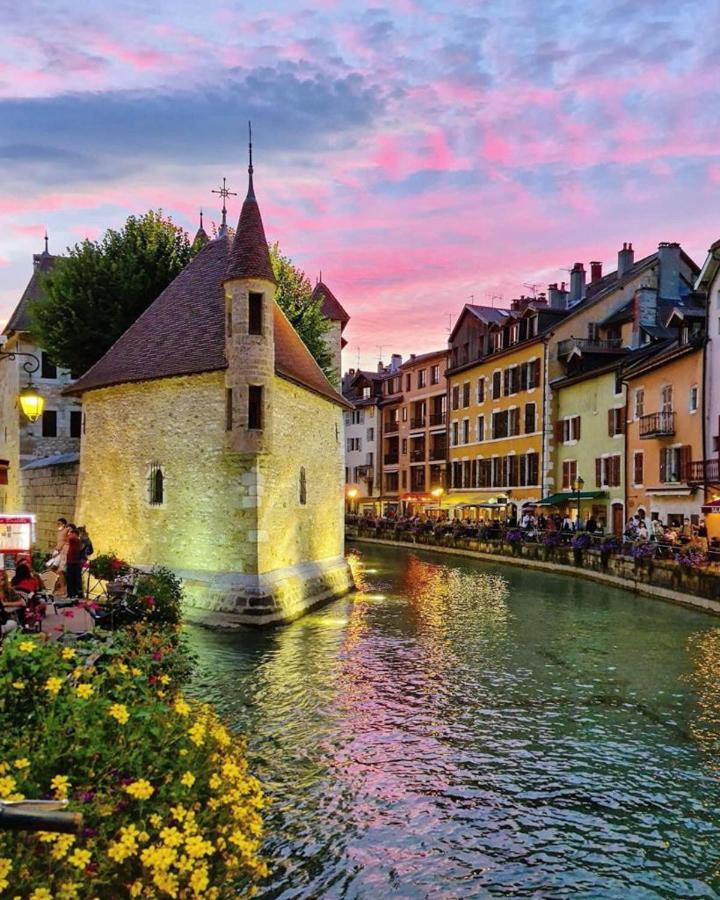 L'Echappee Du 36 - 4 Chambres Dans Le Triangle D'Or A 100M Du Lac, Parking Gratuit Annecy Eksteriør bilde